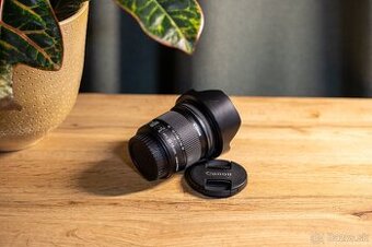 Canon EF-S 10-18mm f/4.5-5.6 IS STM