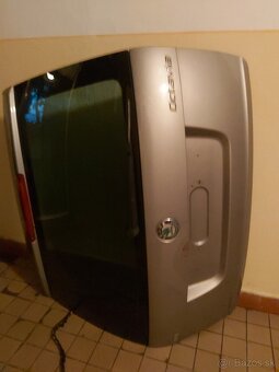 Skoda Octavia 2 Kufrove dvere