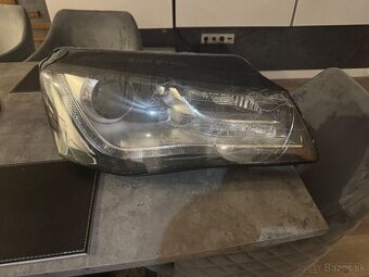 Audi a8 D4 poškodené svetlomet