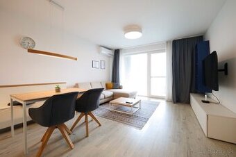 Dizajnový 2-izbový byt s loggiou v projekte Urban Residence