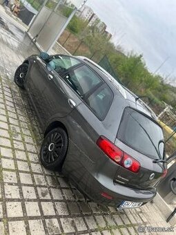 Fiat Croma rozpredám na diely