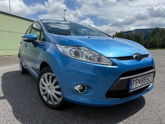 Ford Fiesta 1.25 60kw manuál, SR, 45 500 km