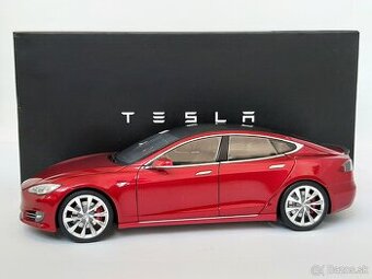 1:18 - Tesla Model S P110D - 1:18