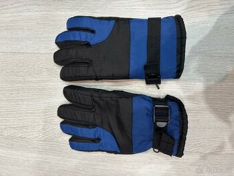 nové lyžiarske rukavice