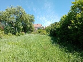 Pozemok na predaj pre rodinný dom 1600m2 Haláčovce