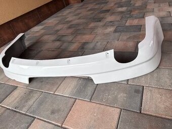 Zadný spoiler + krídlo na MITSUBISHI LANCER