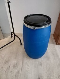 plastové sudy 120/220 L OŠČADNICA