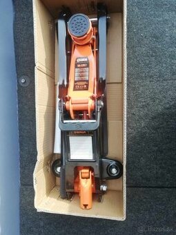 zdvihak 2,5T