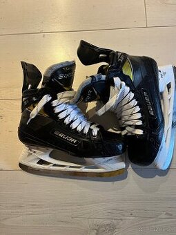BAUER ULTRASONIC VEĽKOSŤ 5,5 fit1
