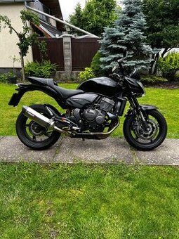 Honda hornet 600