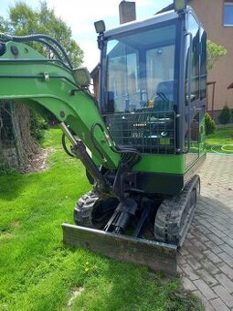 BAGER 2200kg + vela príslušenstva