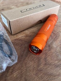 Convoy S2 Plus 18650 519a 2700k