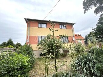6 izbový dom na Levickej ulici v Šuranoch