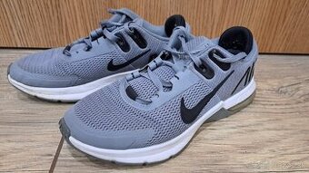 Tenisky Air Max 42,5