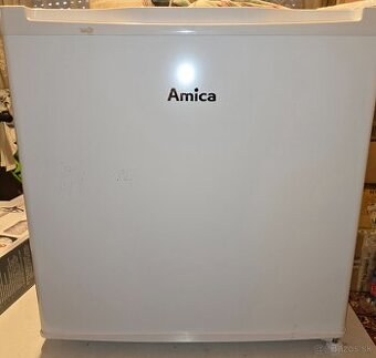 Mini chladnička AMICA VM 501 AW