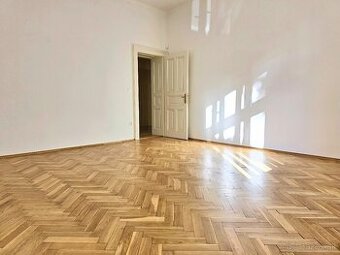 PRENÁJOM staromestský byt / kancelária /ateliér Bratislava I