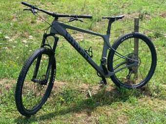 Predam carbonovy Ghost