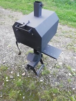 Prenosny zahradny gril Rocket Smart
