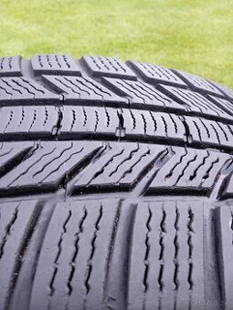 215/65 r17 zimné pneu.6 mm
