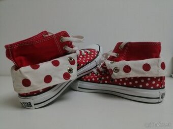 CONVERSE bodkované