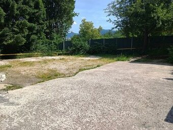 spevnená plocha, parkovanie