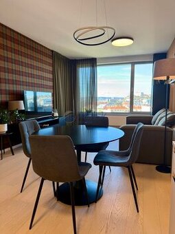 KRÁSNY 2 IZBOVÝ BYT V SKY PARK S BALKÓNOM,PARKOVANÍM A PIVNI