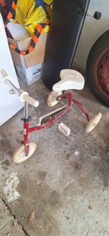 Predám bicykel a kolobežku,  trojkolka
