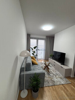 METROPOLIS - 2 izbový byt na prenájom