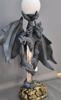 Predäm lampu ako novä,original prepracovana.DRAK140 CM bez j