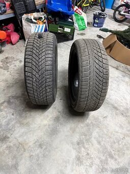 2ks zimné pneu 215/55 R17