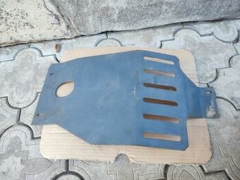Predám spodný kryt agregátu na Lada 2107