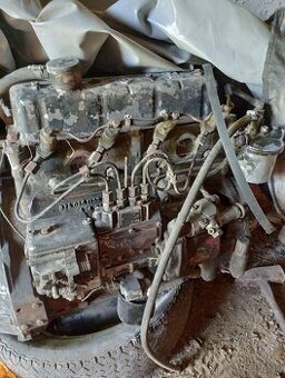 Motor multicar M25