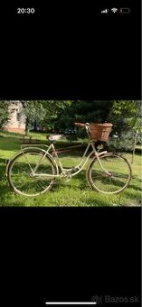 Damsky cestny bicykel