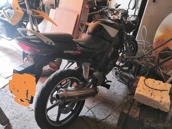 Honda CBR 125R