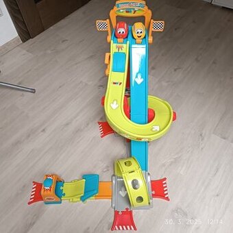 Autodráha Vroom s dvoma autíčkami
