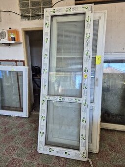 Balkónové plastové dvere 76x223