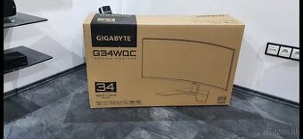 34" monitor