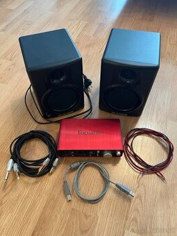 Focustire Scarlett 2i2 a štúdiové repráky M-Audio AV 30