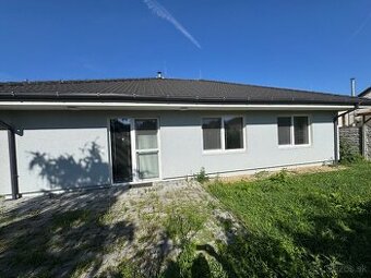 NOVOSTAVBA 4-izb. domu len 4 km od mesta
