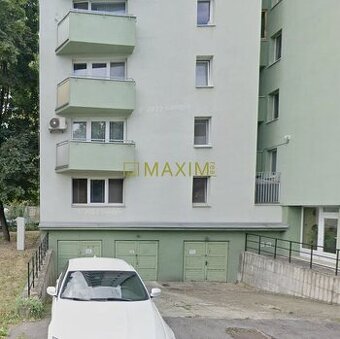 Ponúkame na predaj garáž na ulici Ružová dolina v Bratislave