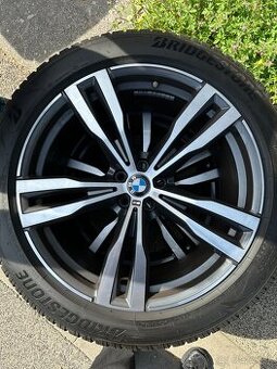 Originálne alu kolesá BMW X7 285/45/21 zimná sada.