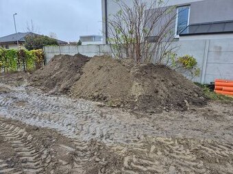 Zemina, Hruba Borša