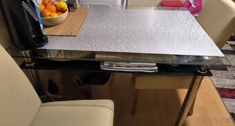 Predám stolík plus konferenčný stolík - 1