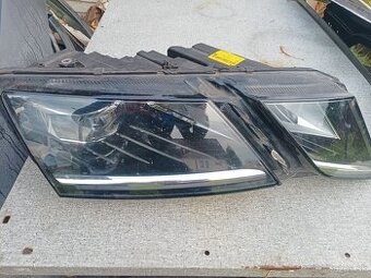 octavia 3 fl prave prední svetlo