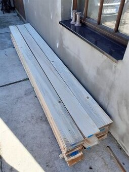 Predám suché hobľované smrekové dosky