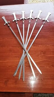 Nerezové meče na šašlik