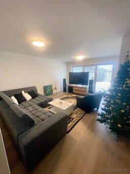 Zariadený 4iz rod dom, ticha ulica, super cena DS