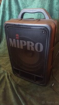 Prenosný repro zosilňovač a mikrofónový systém Mipro MA-705