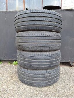 205/45 R17 Michelin