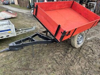 Predám vyklápaciu vlečku